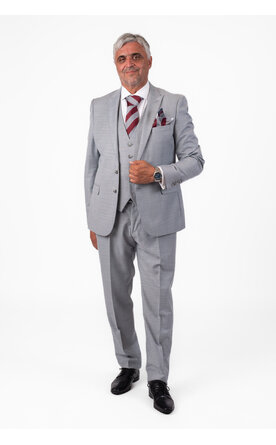 Světle šedý pánský oblek Slim Fit s vestou, model Paolo (větší velikosti)